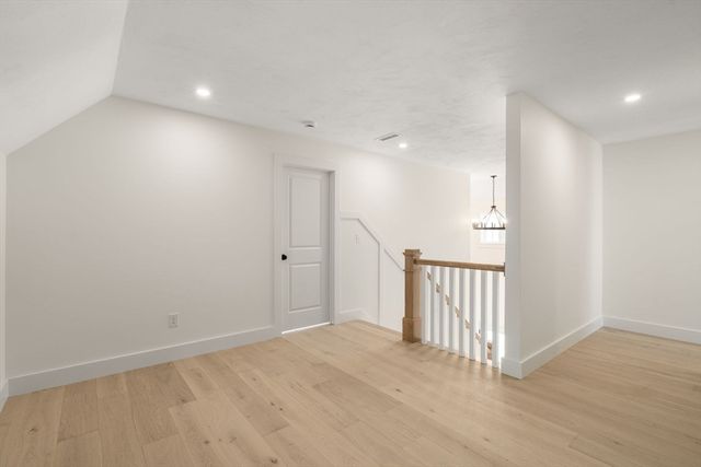 306 Fisher Rd, Holden, MA 01520