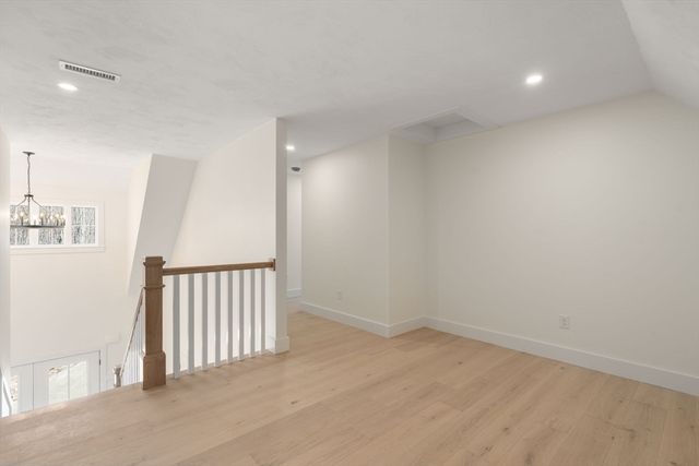 306 Fisher Rd, Holden, MA 01520