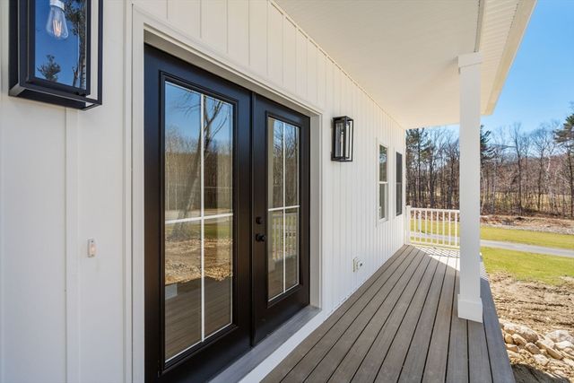 306 Fisher Rd, Holden, MA 01520