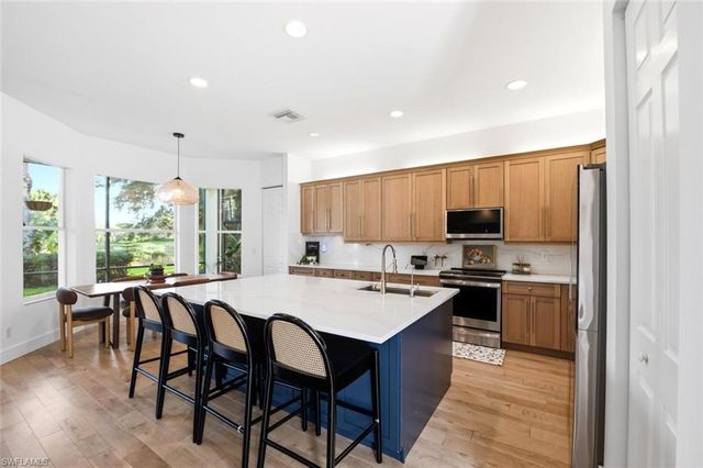 2292 Guadelupe DR, Naples, FL 34119