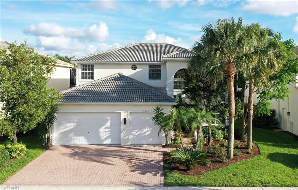 2292 Guadelupe DR, Naples, FL 34119