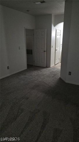 6480 Annie Oakley Drive 423, Las Vegas, NV 89120