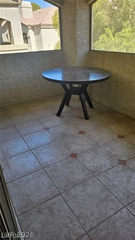 6480 Annie Oakley Drive 423, Las Vegas, NV 89120