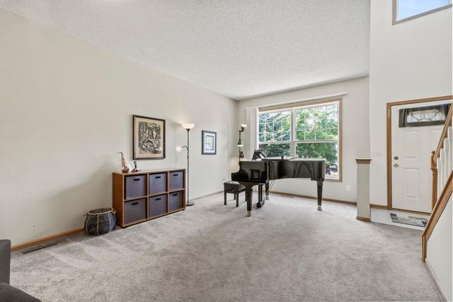 14004 52nd Avenue N, Plymouth, MN 55446