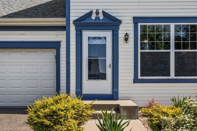 14004 52nd Avenue N, Plymouth, MN 55446