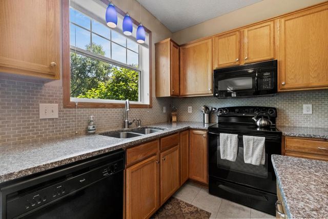 14004 52nd Avenue N, Plymouth, MN 55446