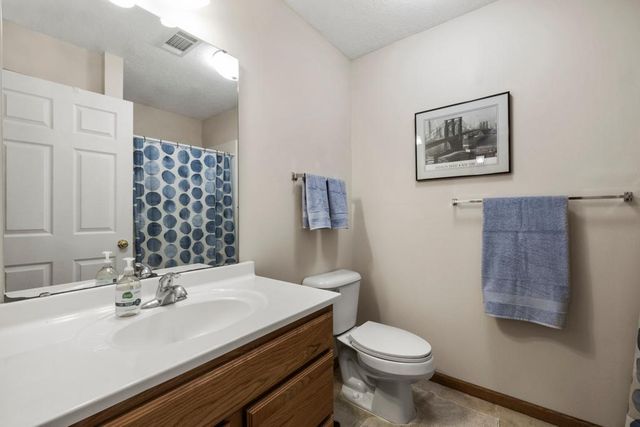 14004 52nd Avenue N, Plymouth, MN 55446