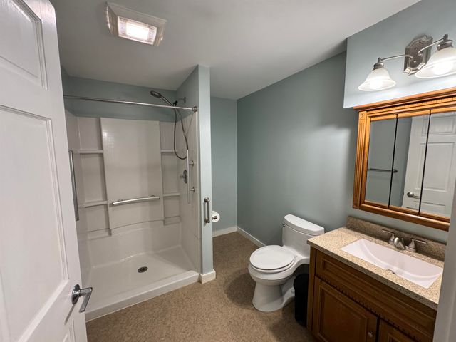 144 Lake Morey Road, Bradford, VT 05033