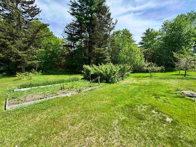 144 Lake Morey Road, Bradford, VT 05033