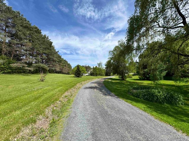 144 Lake Morey Road, Bradford, VT 05033