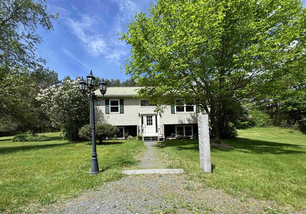144 Lake Morey Road, Bradford, VT 05033