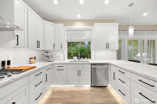 124 Sudden Valley Drive, Bellingham, WA 98229