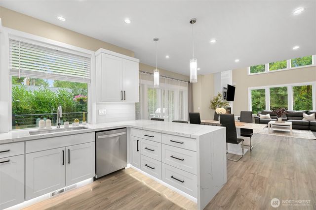 124 Sudden Valley Drive, Bellingham, WA 98229