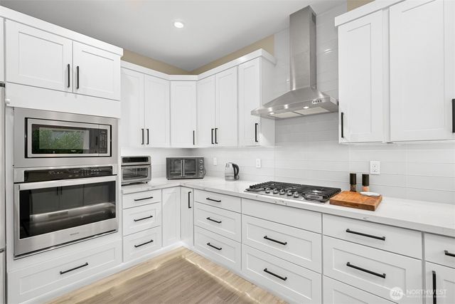 124 Sudden Valley Drive, Bellingham, WA 98229