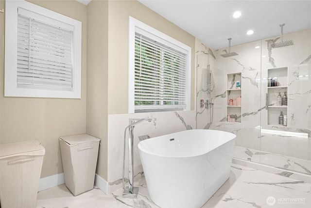 124 Sudden Valley Drive, Bellingham, WA 98229