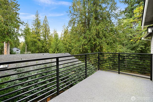 124 Sudden Valley Drive, Bellingham, WA 98229