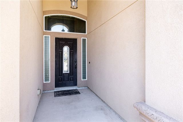 8221 Azimuth Ct, Corpus Christi, TX 78414