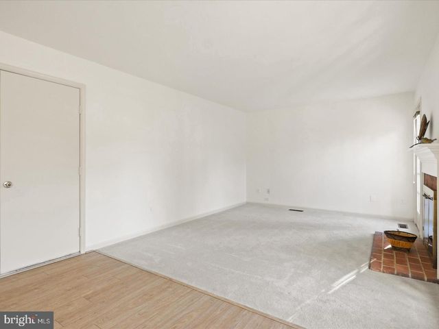 7004 DREAMS WAY CT, Alexandria, VA 22315