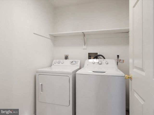 7004 DREAMS WAY CT, Alexandria, VA 22315