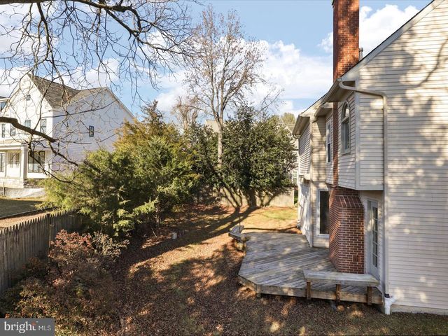 7004 DREAMS WAY CT, Alexandria, VA 22315