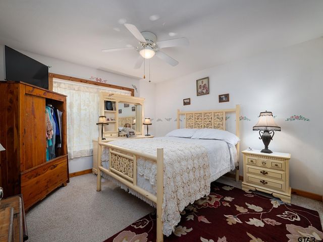 2942 VZ 4702, Ben Wheeler, TX 75754
