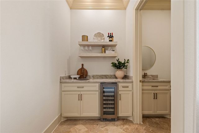 837 N Gregg Avenue, Fayetteville, AR 72701