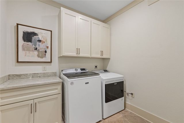 837 N Gregg Avenue, Fayetteville, AR 72701