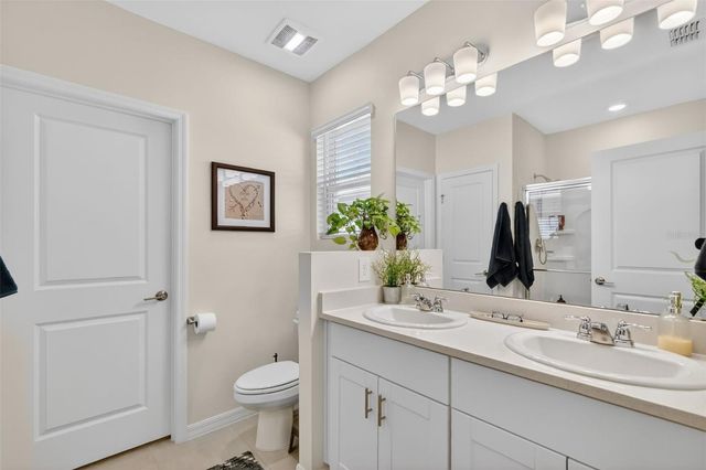 33692 SKY BLOSSOM CIRCLE, Leesburg, FL 34788