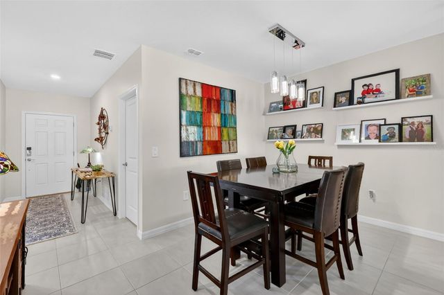 33692 SKY BLOSSOM CIRCLE, Leesburg, FL 34788