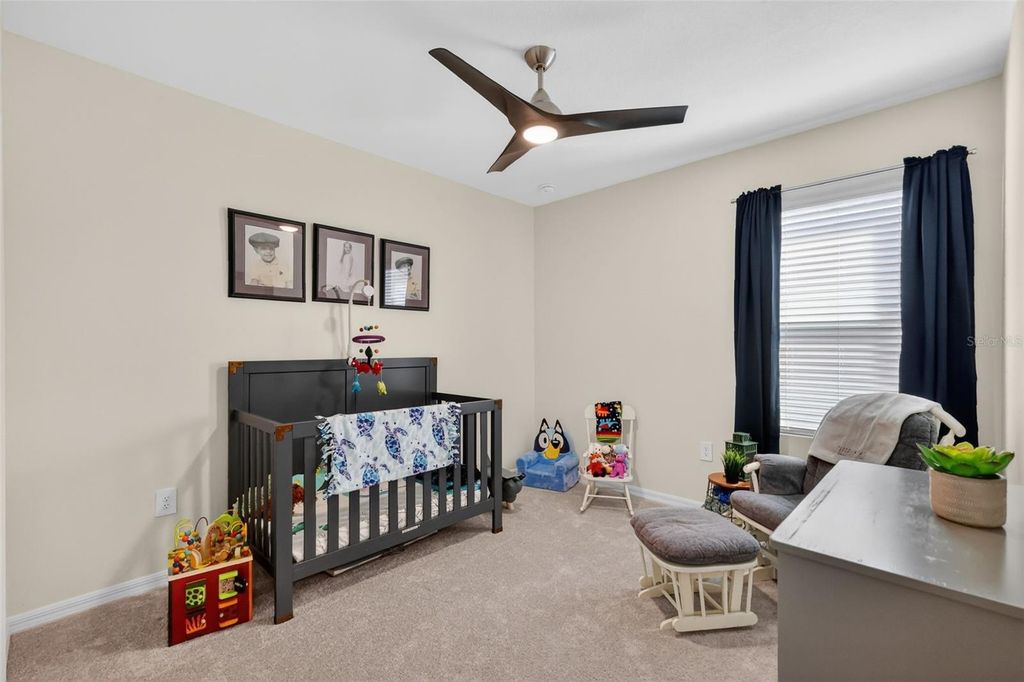 Image 25 of property listing at 33692 SKY BLOSSOM CIRCLE, Leesburg, FL 34788