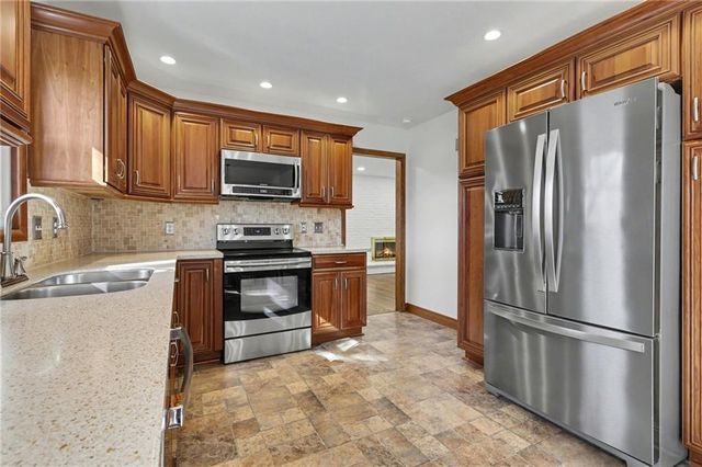 2822 N 83rd Terrace, Kansas City, KS 66109