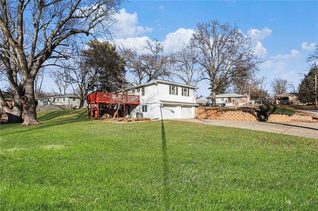 2822 N 83rd Terrace, Kansas City, KS 66109