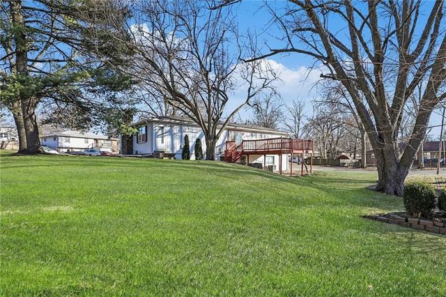 2822 N 83rd Terrace, Kansas City, KS 66109