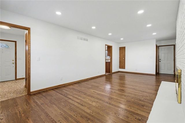 2822 N 83rd Terrace, Kansas City, KS 66109