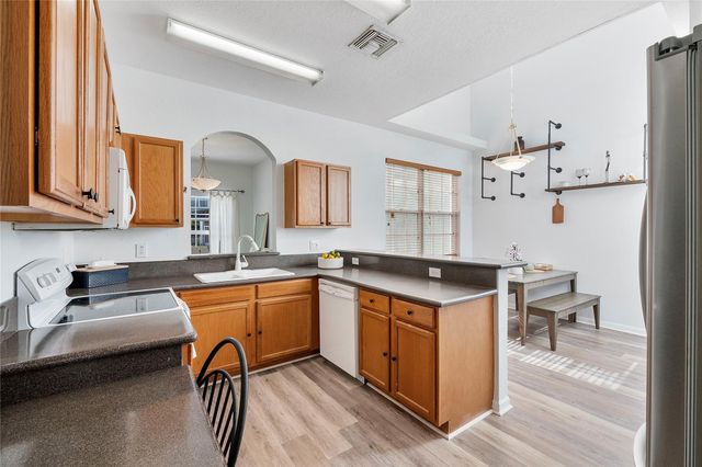 10573 NW 56th Pl, Coral Springs, FL 33076