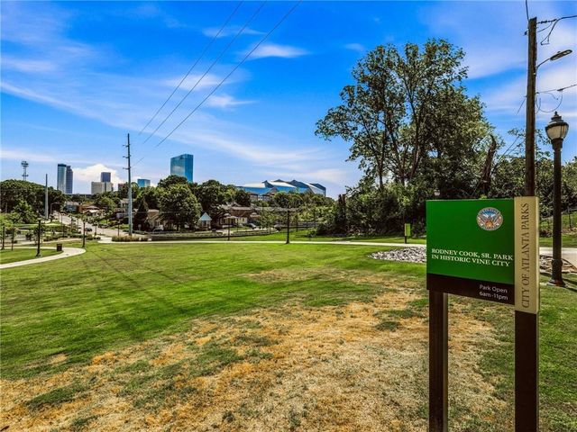 667 Thurmond Street NW, Atlanta, GA 30314