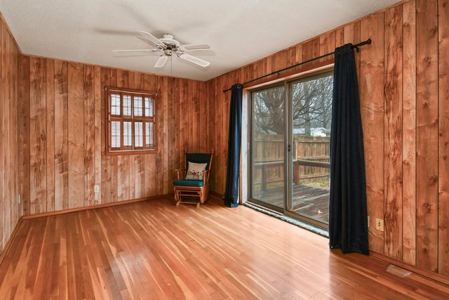 1962 S Westwood Avenue, Springfield, MO 65807