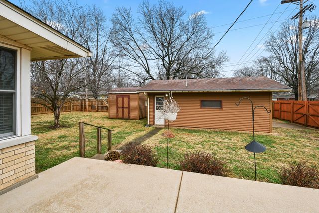 1962 S Westwood Avenue, Springfield, MO 65807