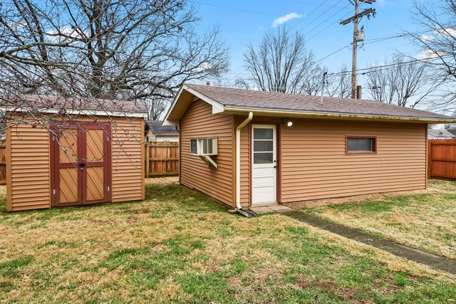 1962 S Westwood Avenue, Springfield, MO 65807
