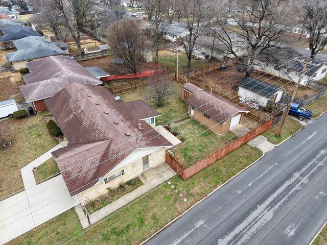 1962 S Westwood Avenue, Springfield, MO 65807