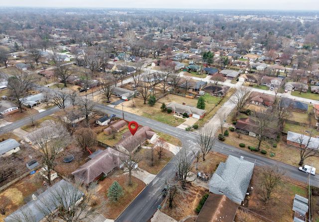 1962 S Westwood Avenue, Springfield, MO 65807