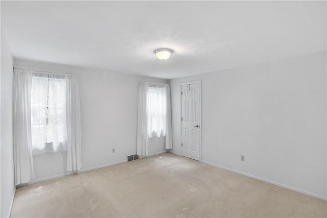 176 Richmore Dr, Penn Hills, PA 15147