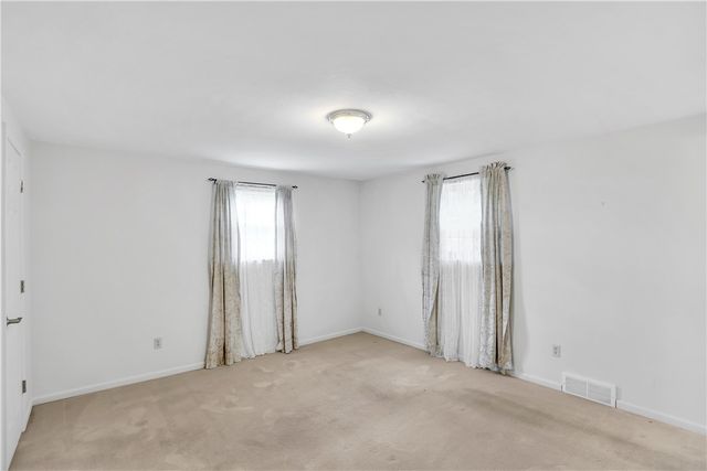 176 Richmore Dr, Penn Hills, PA 15147