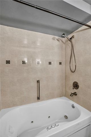 176 Richmore Dr, Penn Hills, PA 15147