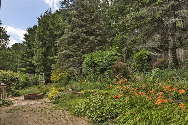 176 Richmore Dr, Penn Hills, PA 15147