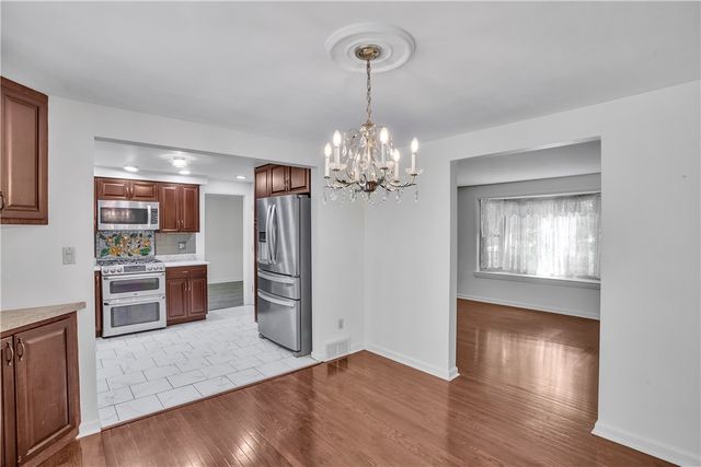 176 Richmore Dr, Penn Hills, PA 15147