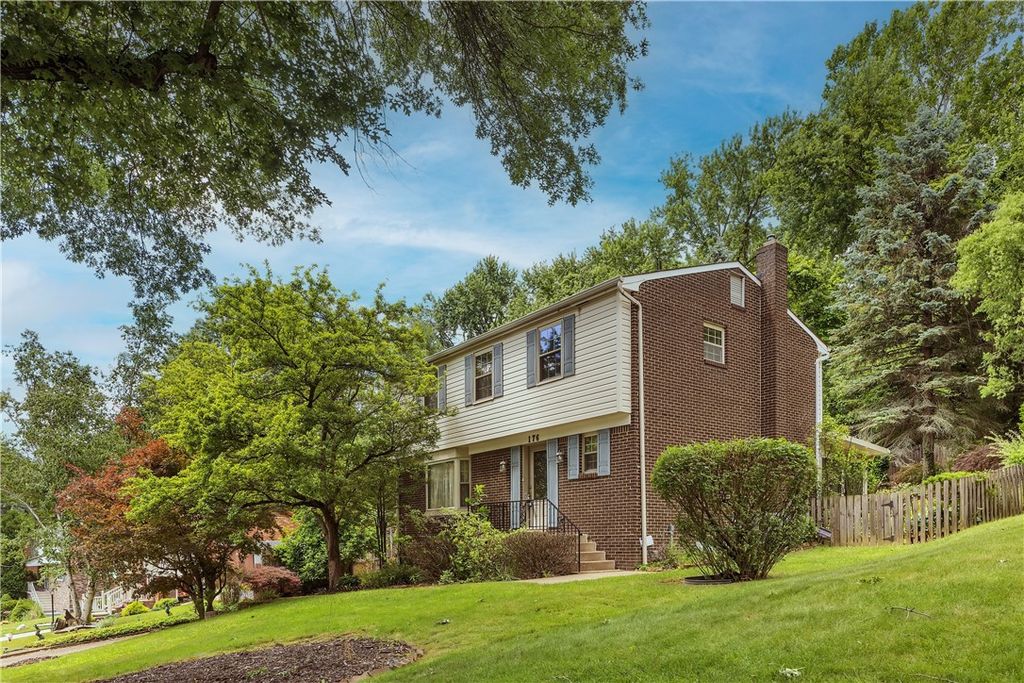 176 Richmore Dr, Penn Hills, PA 15147