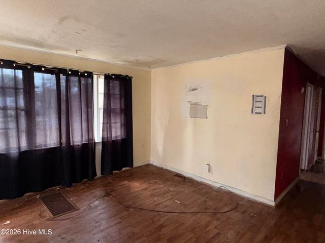 500 Marilyn Drive, Kinston, NC 28501