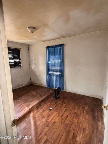 500 Marilyn Drive, Kinston, NC 28501