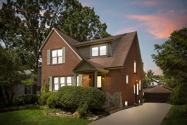 3838 Johnson Avenue, Western Springs, IL 60558